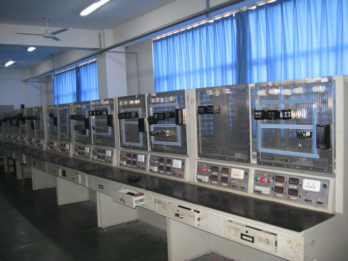 石家莊工程技術學校機電工程系實訓室與計算機應用能力培養探析——基于河北培訓網視角